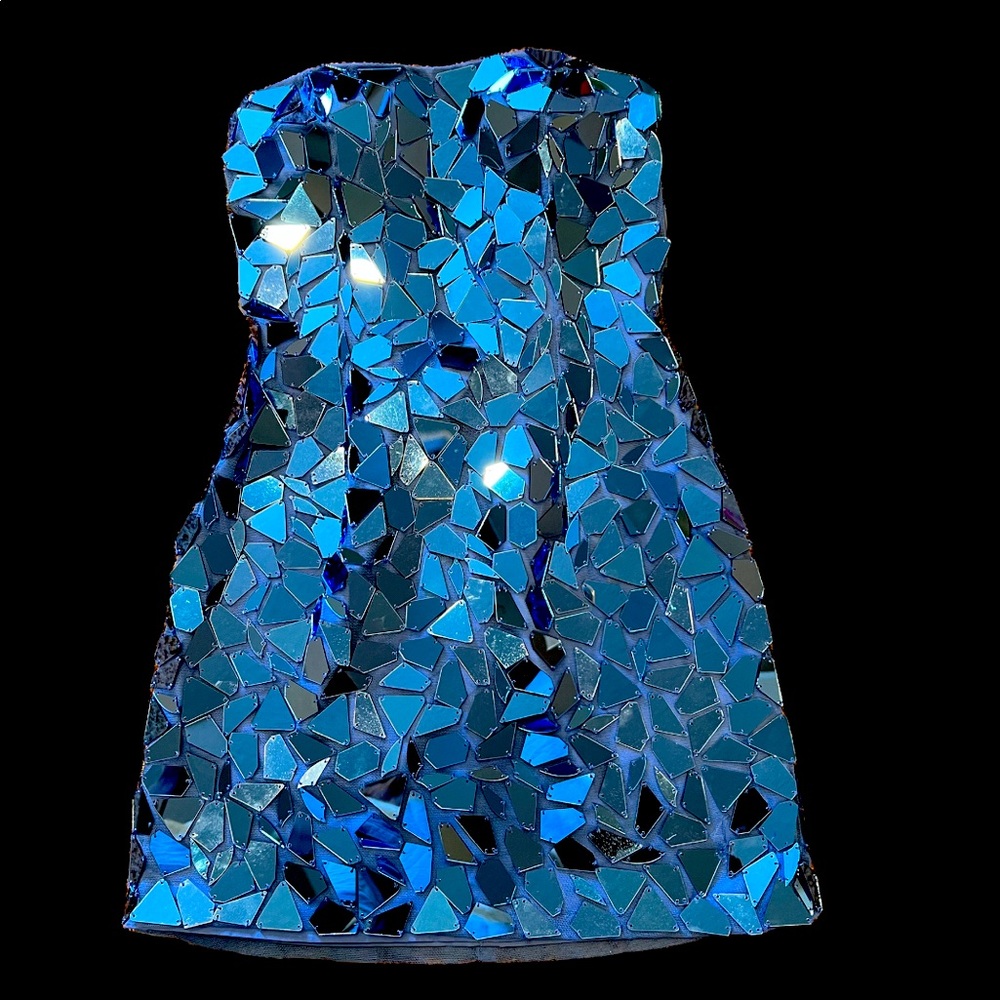 Size 0 Gorgeous Blue Mirror Sherri Hill cocktail dress